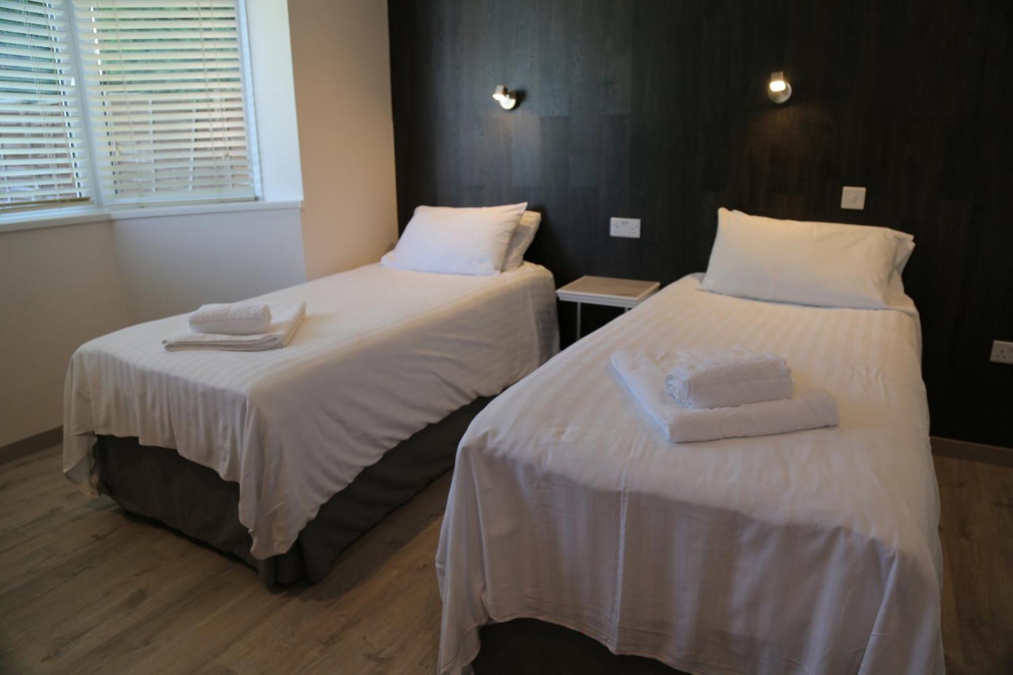 Debden Guest House Hillingdon Rum bild