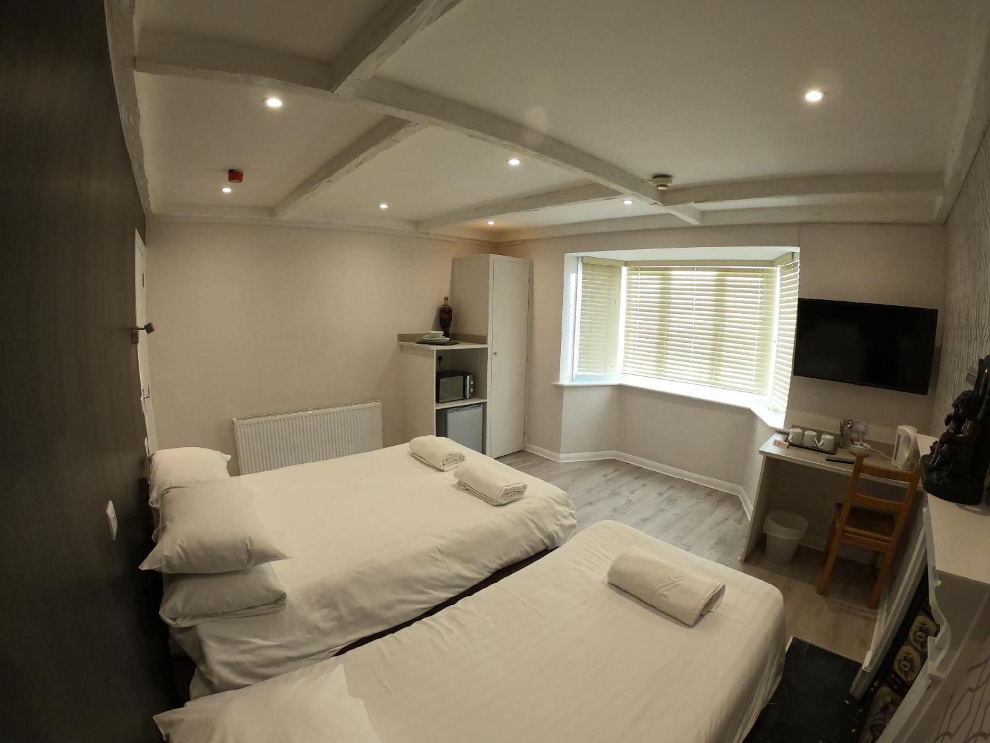 Debden Guest House Hillingdon Rum bild